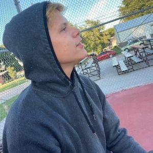 Meet your Posher, Cyrus